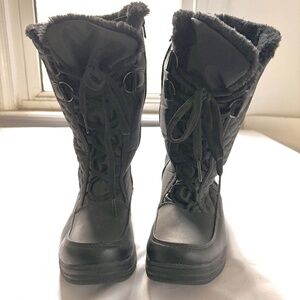 Judith Sport Women's Black Faux Fur Lined Lace-Up Side Zip Corina Snow Boots 6M